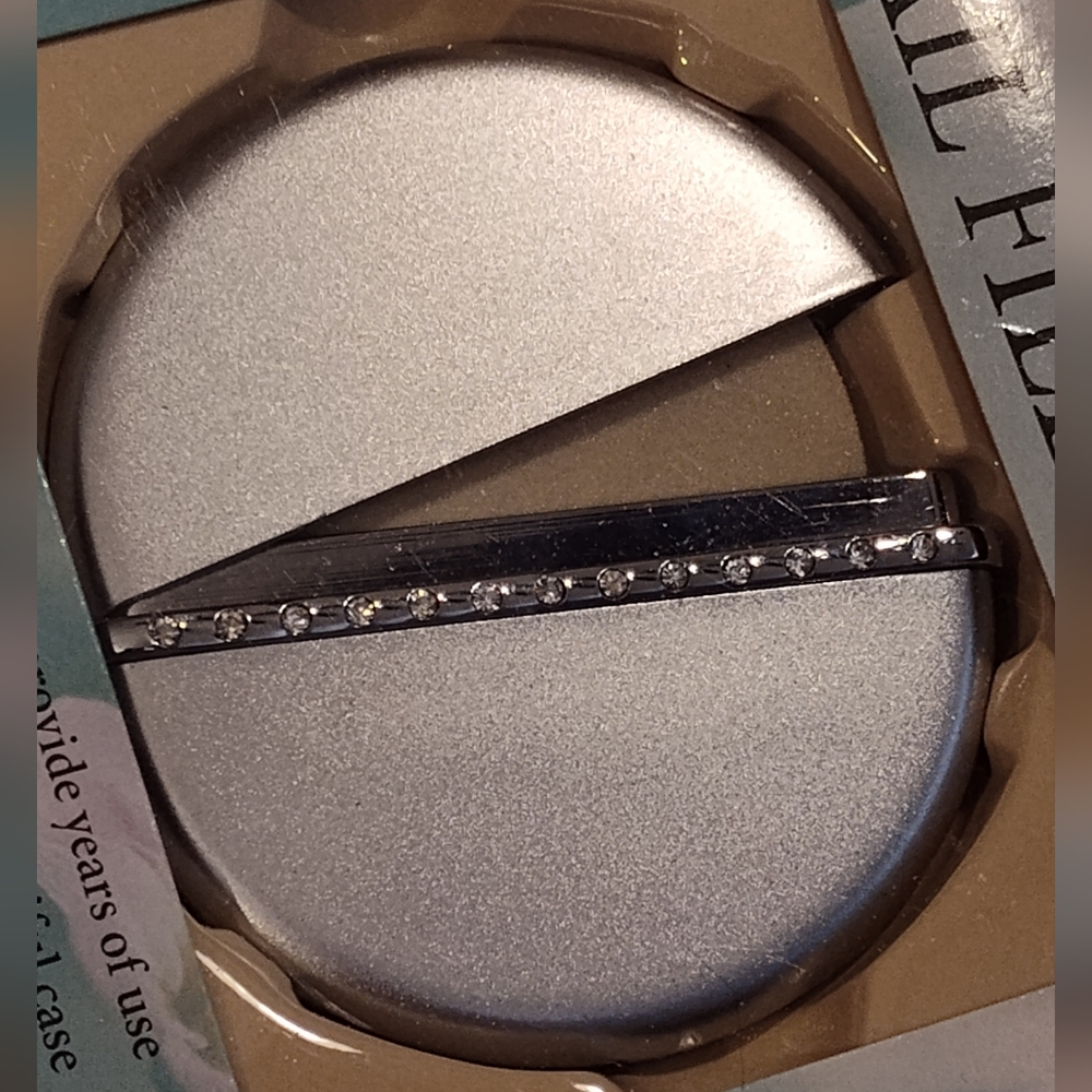 Silver Lifetime Nail File - Picture 2 of 6